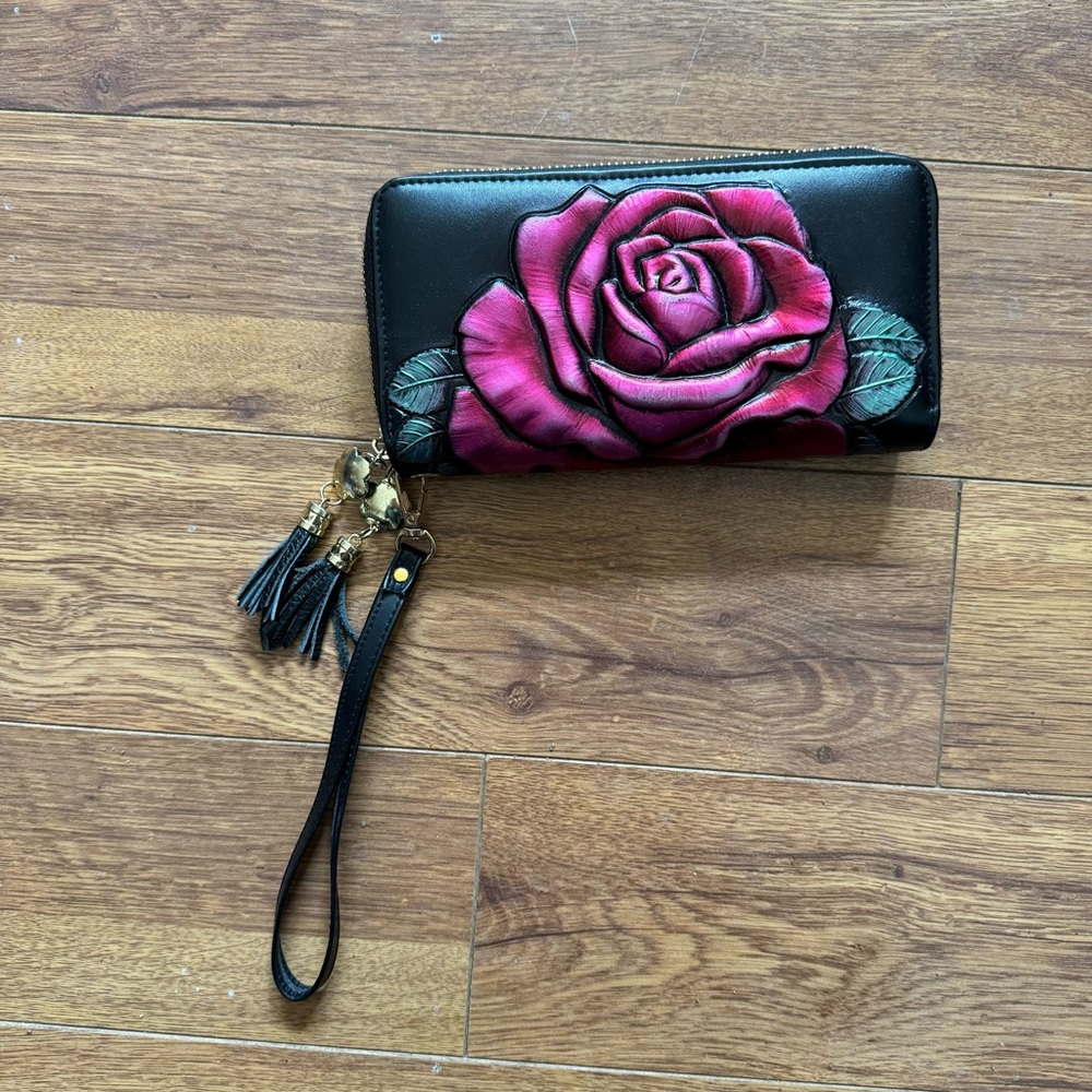 Rose Wallet